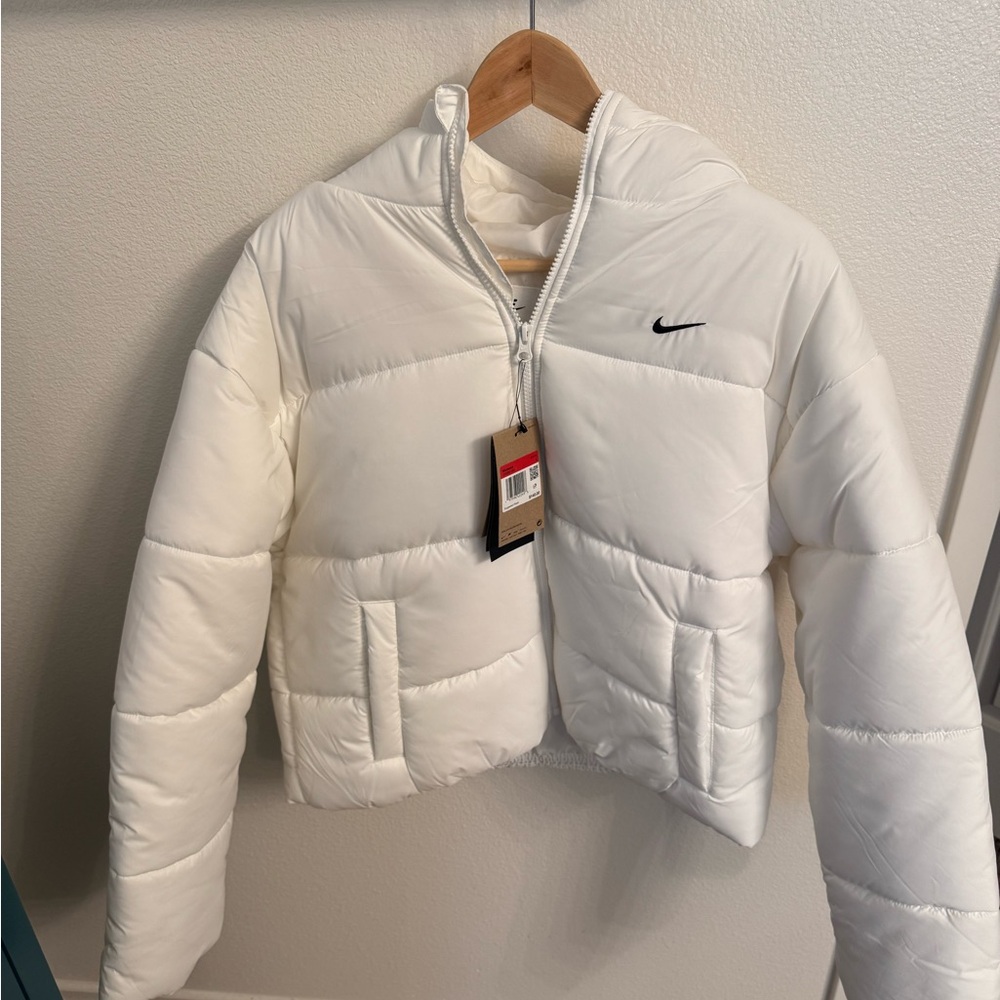 Nike Women's Classic White Puffer Jacket